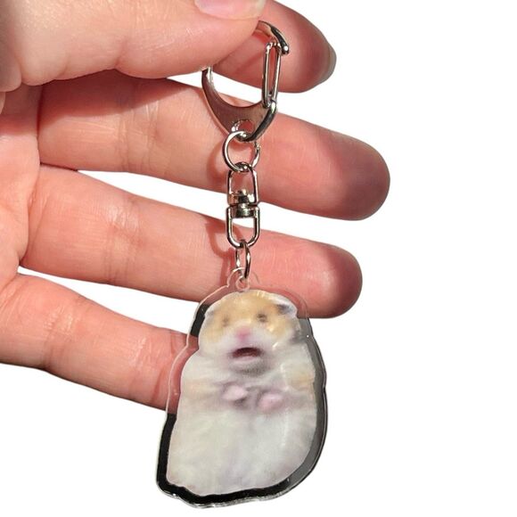 Iconic Blurry Hamster Meme Acrylic Keychain - Picture 4 of 7